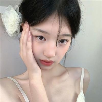 青苔花开